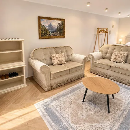 Villa Studios Tirana Apartment