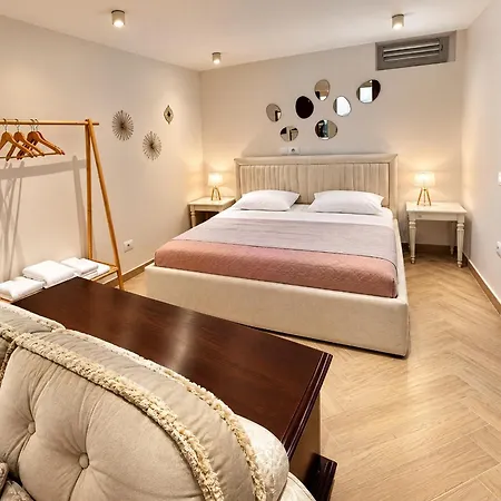 Apartment Villa Studios Tirana