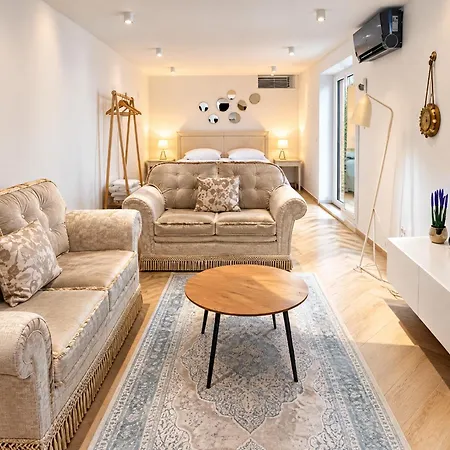 Apartment Villa Studios Tirana *